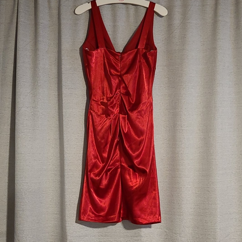 Dress - Picture 2 of 2